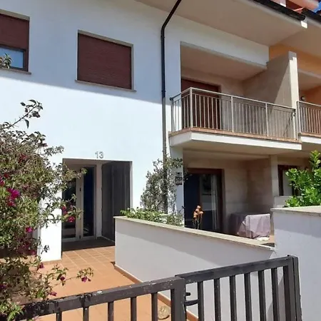 Gestiona2r - La Piruca Con Jardin, Ideal Familias 라네스